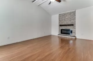 Photo #2: 21163623 Listing 