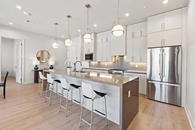 MLS: 21163640 Condo For Sale