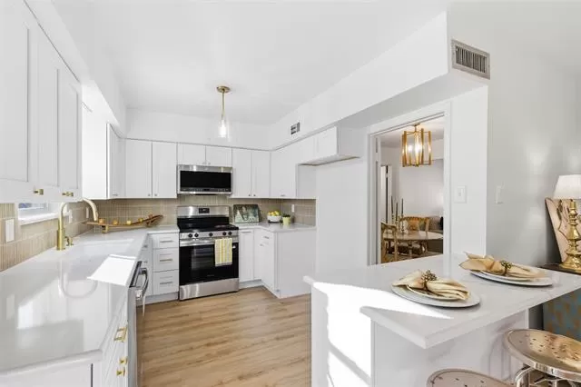 MLS: 21163748 Condo For Sale