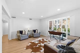 Photo #4: 21163748 Listing 