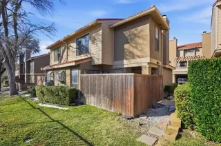 Photo #2: 21163935 Listing 