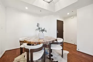 Photo #5: 21164038 Listing 