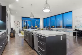 Photo #2: 21164091 Listing