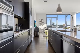 Photo #3: 21164091 Listing