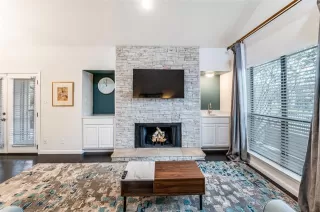 Photo #5: 21164323 Listing