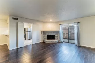 Photo #3: 21164533 Listing