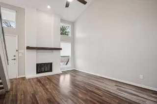 Photo #3: 21164642 Listing