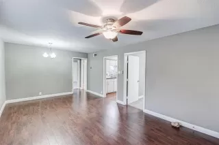 Photo #2: 21165105 Listing 