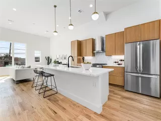 Photo #2: 21165119 Listing