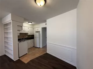 Photo #2: 21165325 Listing