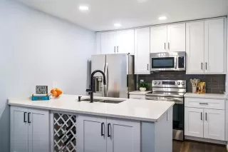 Photo #2: 21165893 Listing 