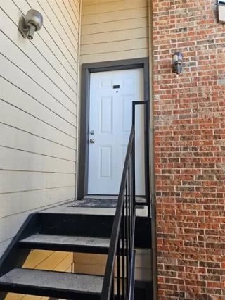 Photo #4: 21165916 Listing 