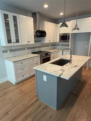 MLS: 21166159 Condo For Sale