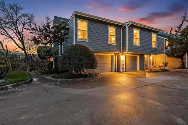 MLS: 21166285 Condo For Sale