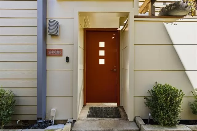 MLS: 21166487 Condo For Sale