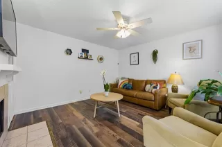 Photo #5: 21166487 Listing 