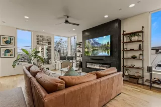 Photo #5: 21166671 Listing 