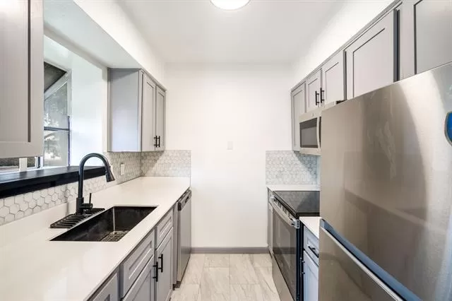 MLS: 21166939 Condo For Sale