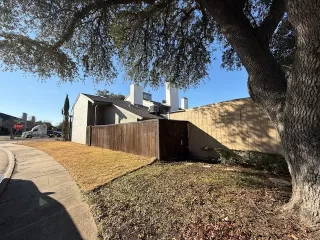 Photo #2: 21167032 Listing