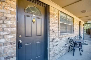 Photo #2: 21167224 Listing