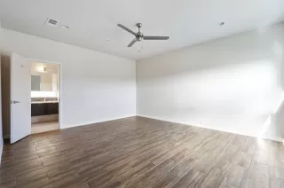 Photo #5: 21167803 Listing 