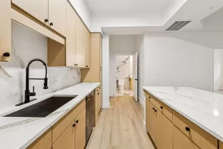 Photo #3: 21167836 Listing 