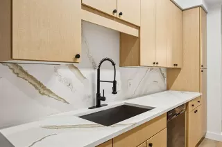 Photo #5: 21167836 Listing 