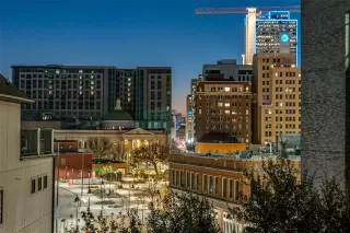 Photo #4: 21168151 Listing 