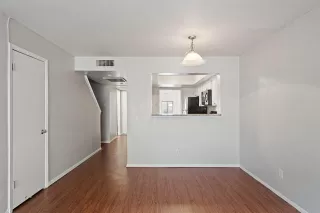 Photo #6: 21168154 Listing 