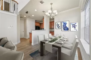 Photo #4: 21168183 Listing 