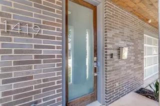 Photo #2: 21168204 Listing 