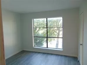 Photo #5: 21168426 Listing 