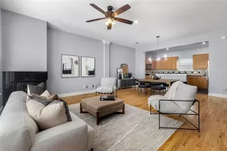 Photo #2: 21168443 Listing 