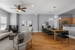 Photo #6: 21168443 Listing 