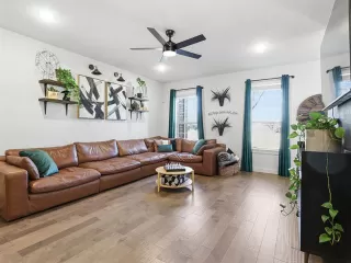 Photo #4: 21168608 Listing 