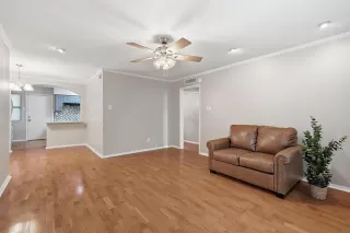 Photo #2: 21168635 Listing