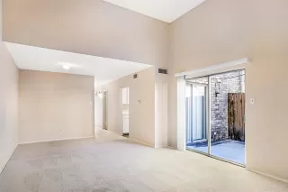 Photo #4: 21168834 Listing 