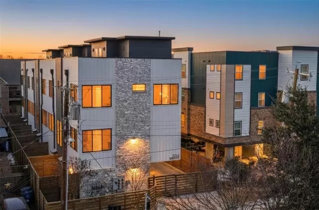 MLS: 21168936 Condo For Sale