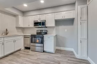 Photo #5: 21169231 Listing 