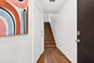 Photo #4: 21169628 Listing 