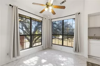 Photo #4: 21169775 Listing 