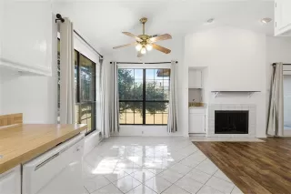 Photo #5: 21169775 Listing 