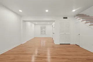 Photo #2: 21170178 Listing 