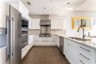 Photo #5: 21170485 Listing 