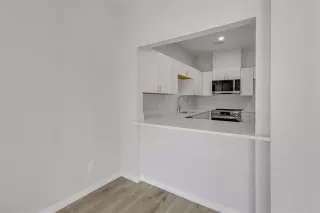 Photo #2: 21170755 Listing 