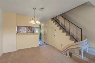 Photo #6: 21170972 Listing 