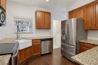 Photo #5: 21171029 Listing 