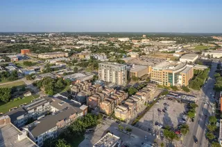 Photo #5: 21171072 Listing 