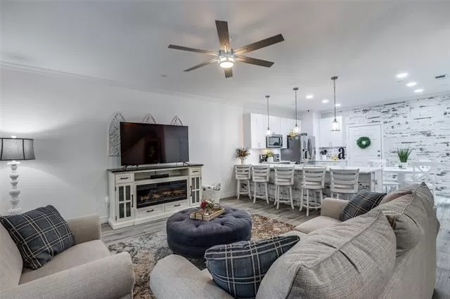 MLS: 21171146 Condo For Sale