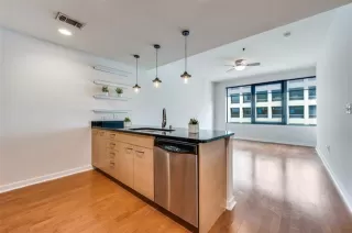 Photo #2: 21171149 Listing 